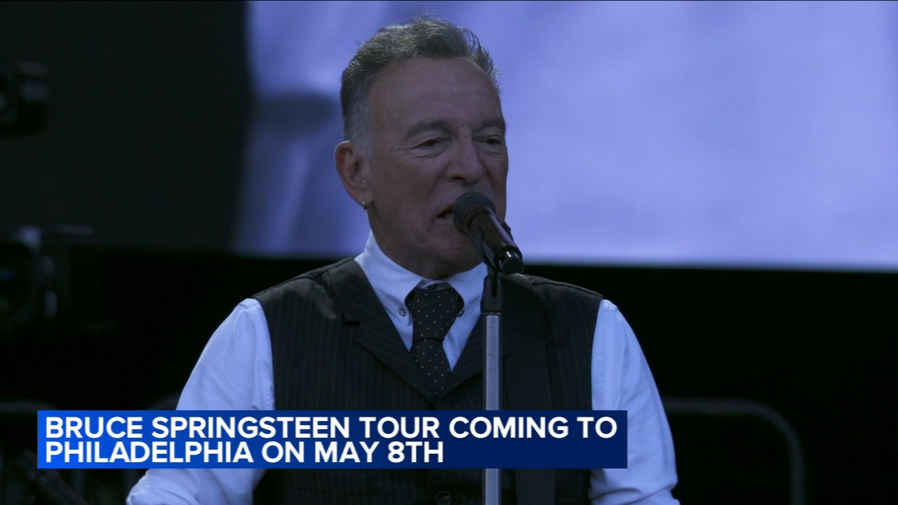 Bruce Springsteen and The E Street Band going back on tour; includes stop in Philadelphia