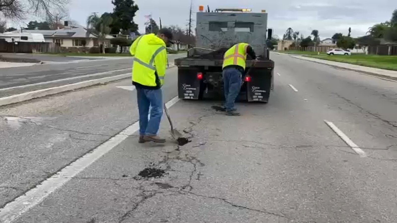 Fresno crews fill potholes ahead of storm's second punch, flooding concerns