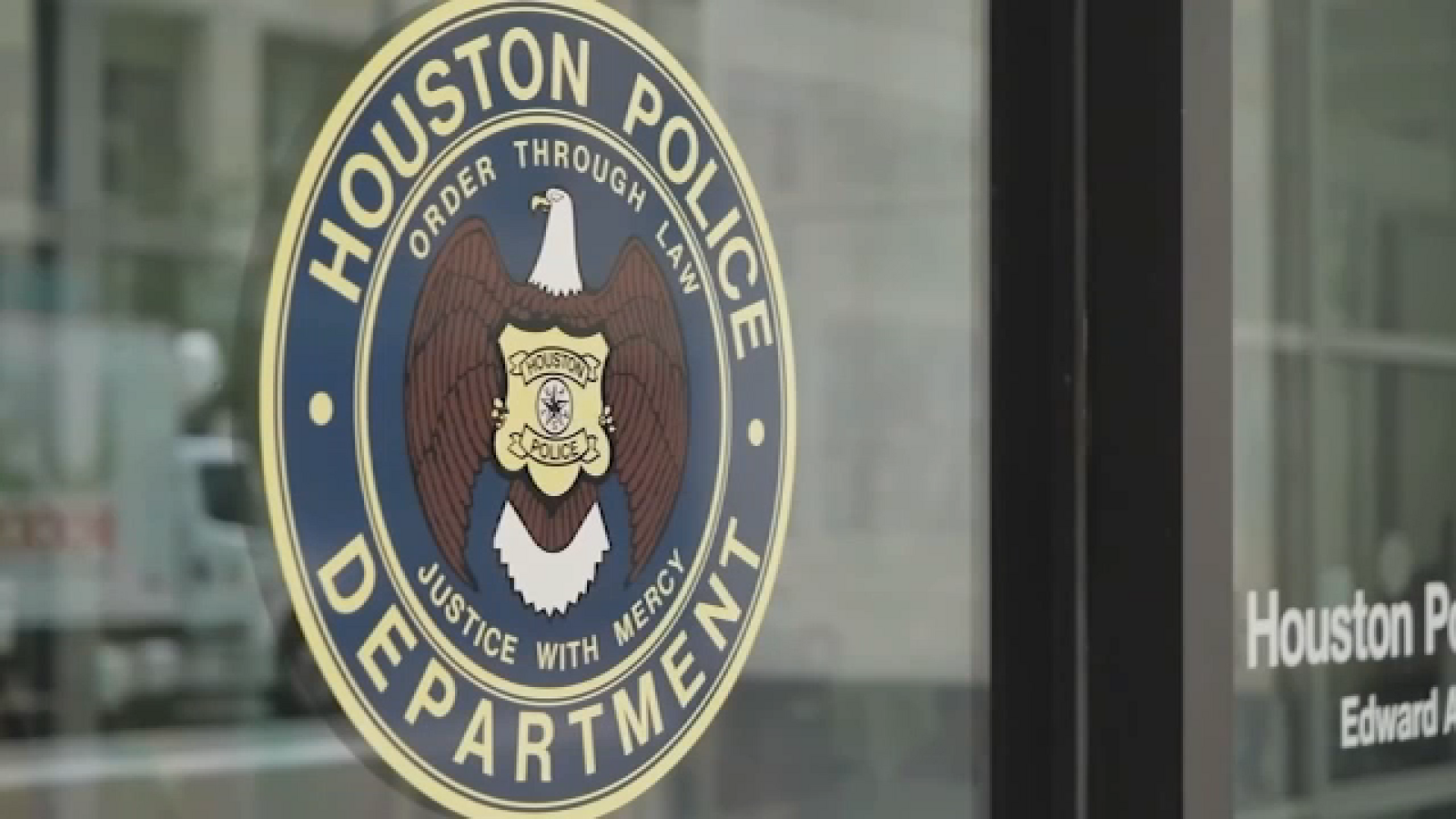 Houston city council to vote on extending contract for 'antiquated' records system