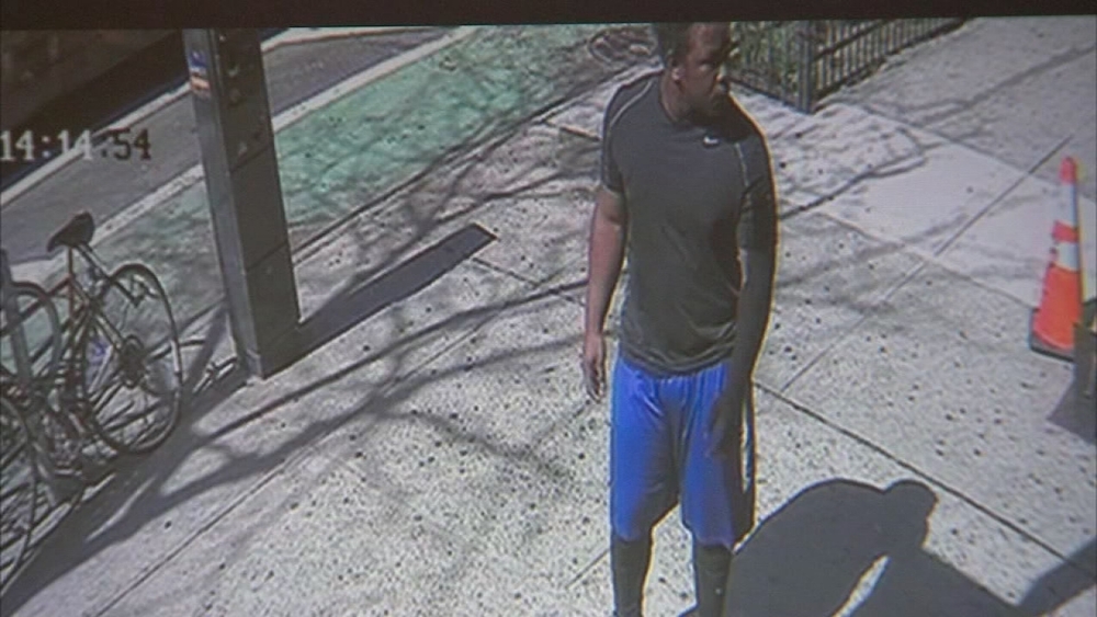 Raw video: Shooting at barbershop on UWS