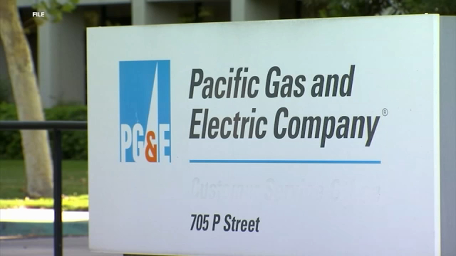Data Land USA: PG&E says it won't let AI data centers raise Central Valley power bills