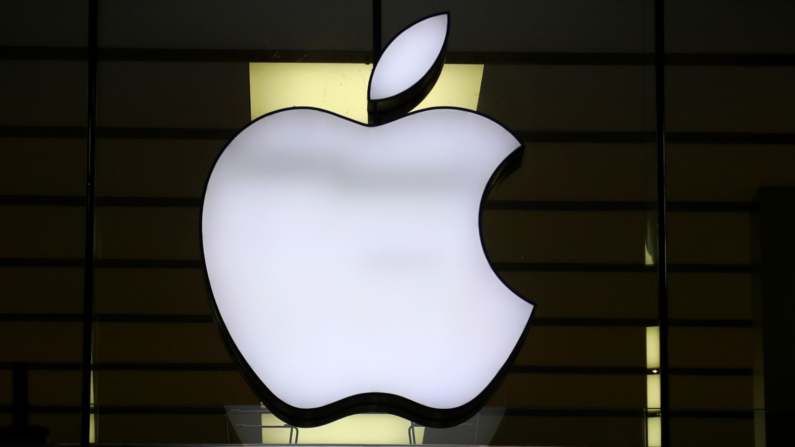 Lawsuit claims Apple allowed child sexual abuse materials on iCloud