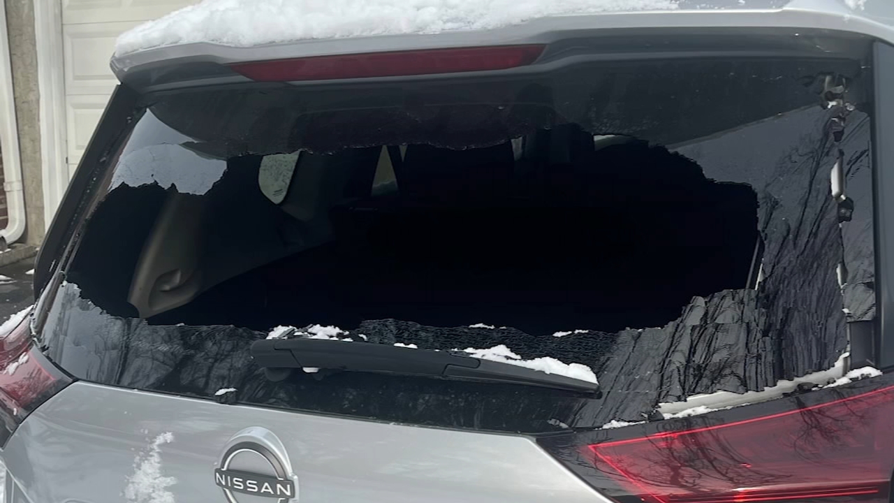 'It sounded like a bang': Owners say rear windshields suddenly exploded on their SUVs