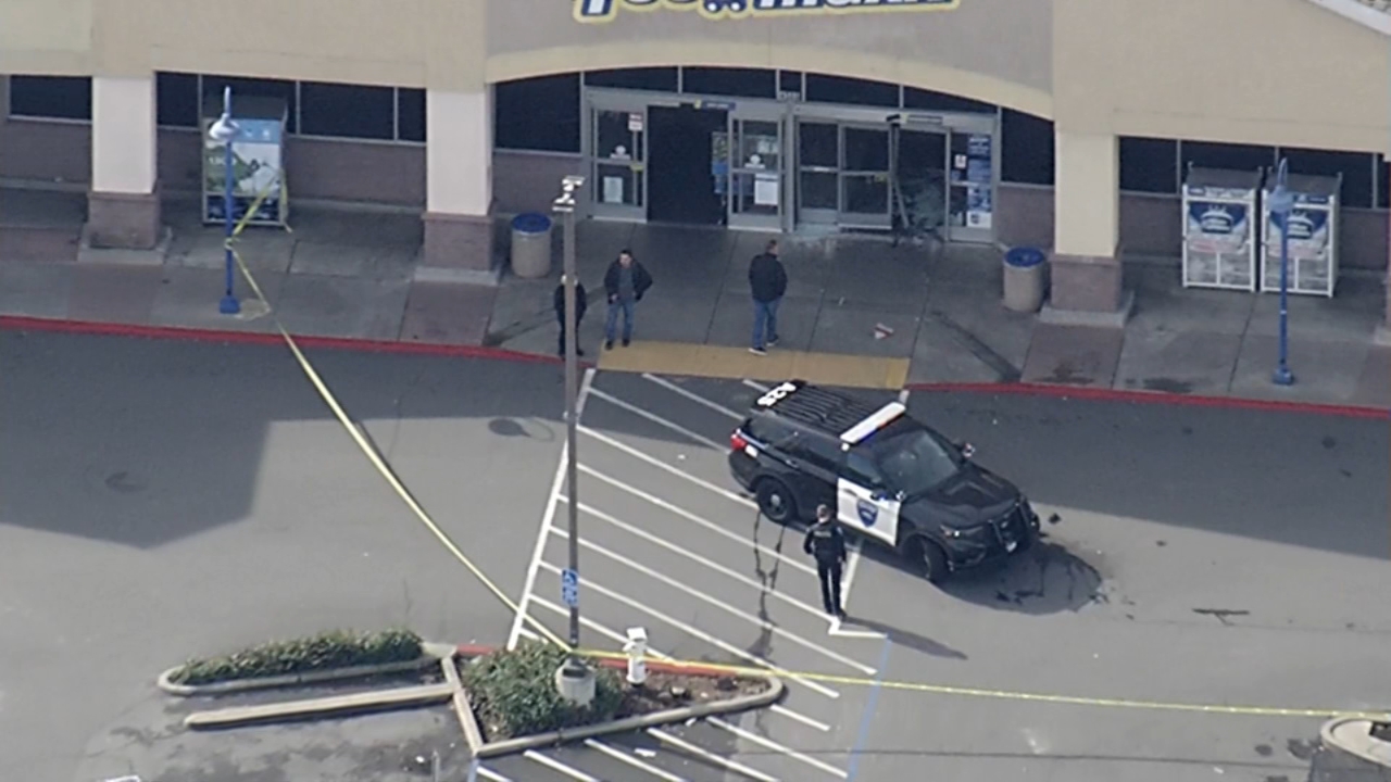 Antioch police scene at Food Maxx.