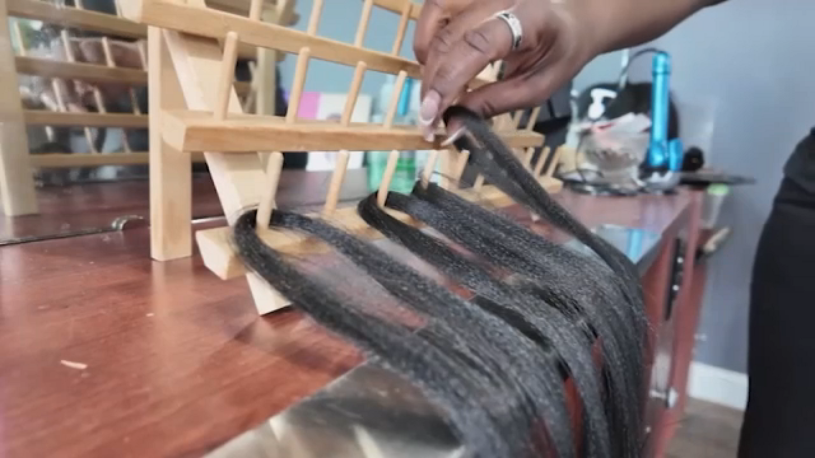 New study finds over 90% of hair extensions tested contain harmful chemicals