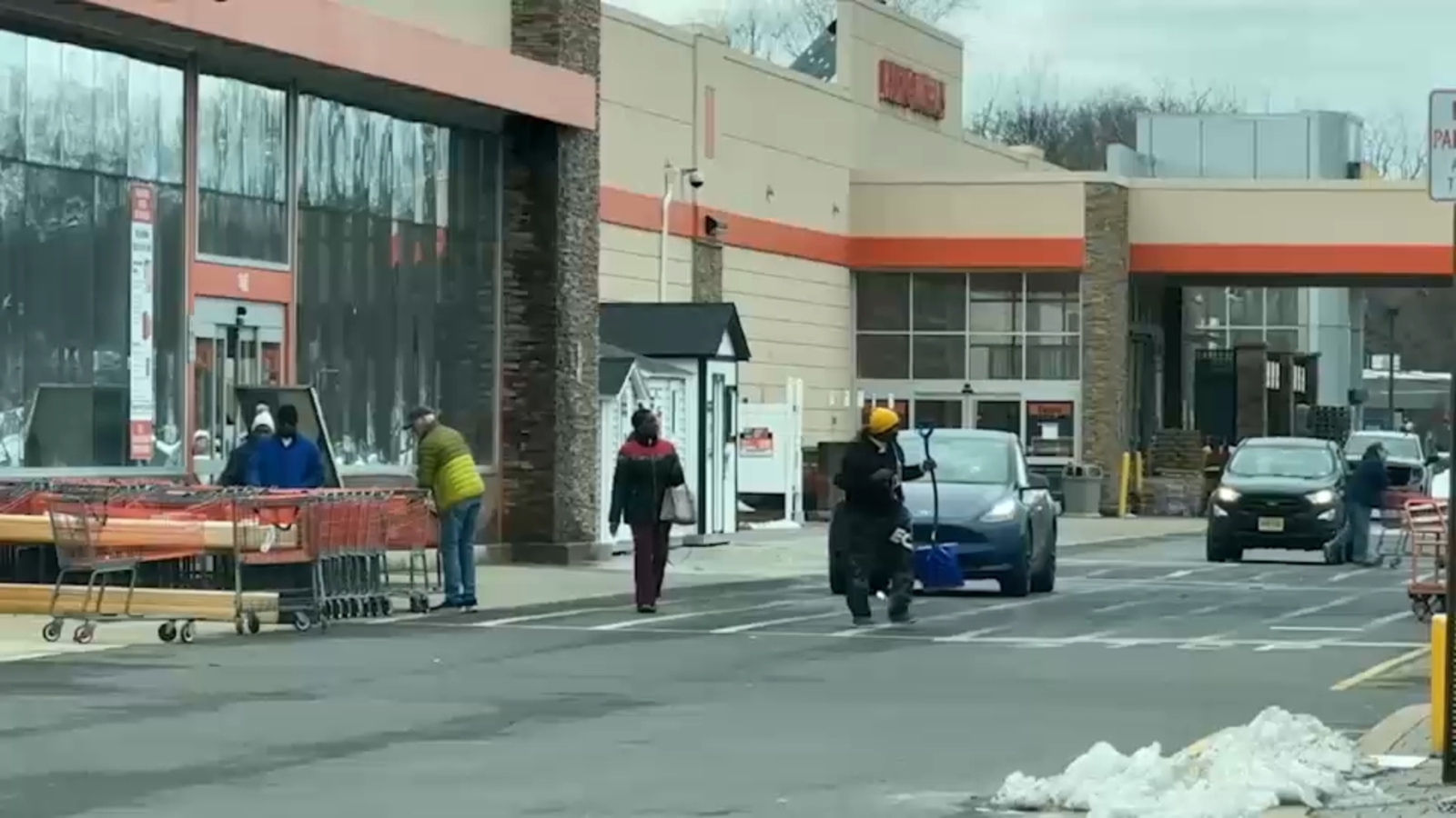 'Stay off the roads:' New Jersey Governor issues State of Emergency ahead of Sunday blizzard