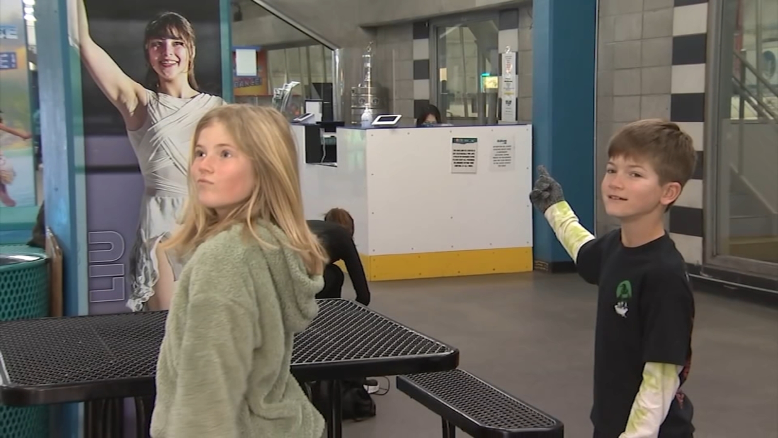 Oakland's Olympic gold medalist Alysa Liu inspires young athletes at her local ice rink