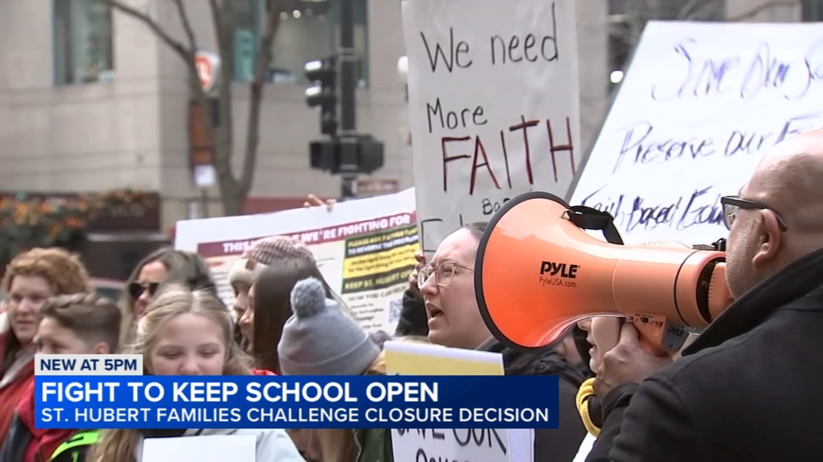 Downtown Chicago protest today: Parents, students attend Holy Name ...