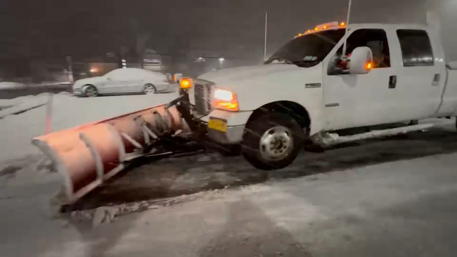 Winter storm pummels Westchester County with snow, gusty winds - ABC7 ...
