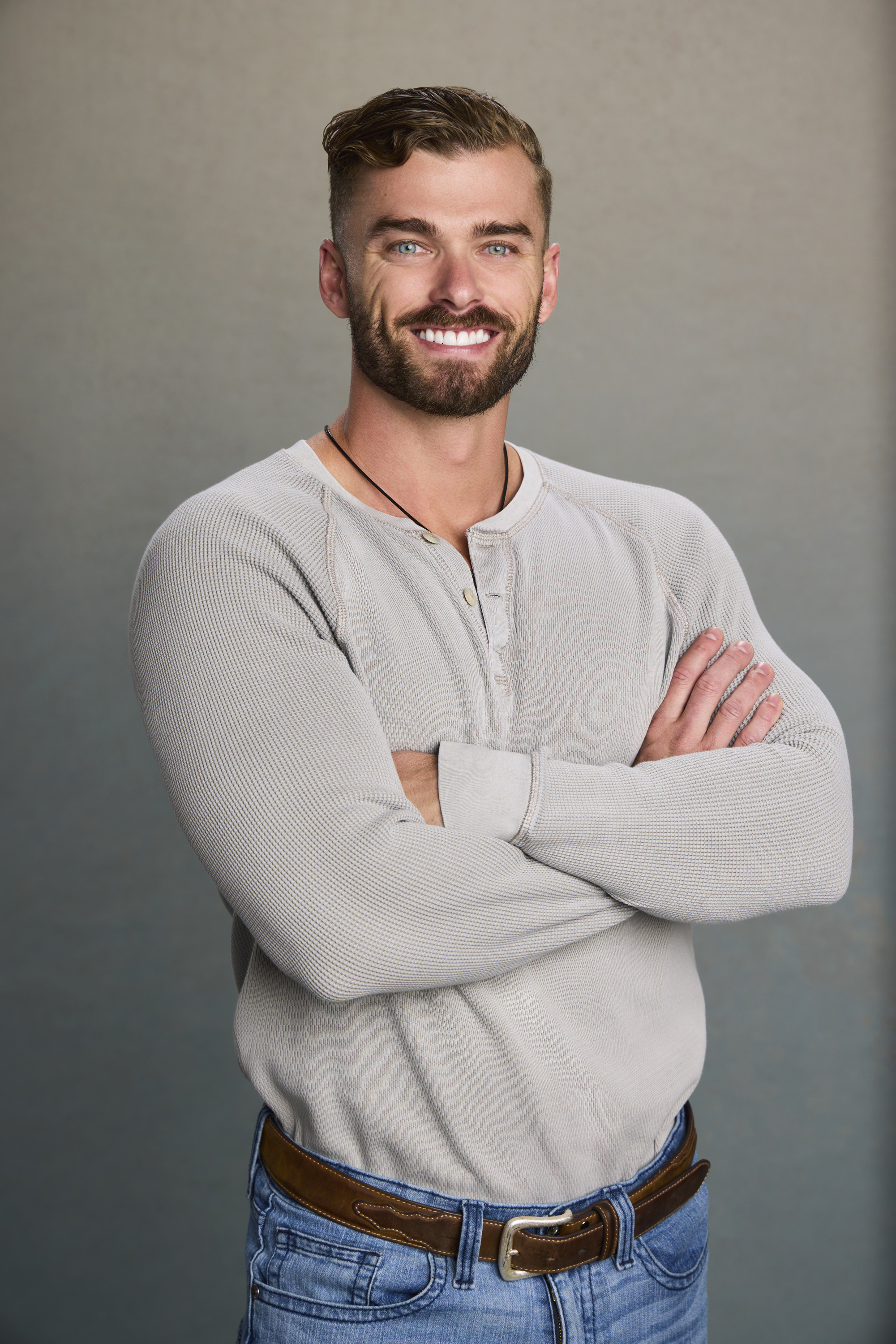 ABC's "The Bachelorette" stars Casey.
