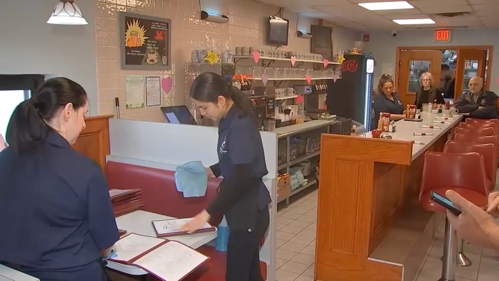 New Jersey gets back to business after blizzard