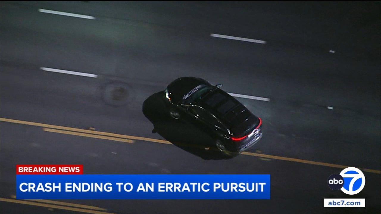 Suspect spins out of control during wild chase in San Fernando Valley