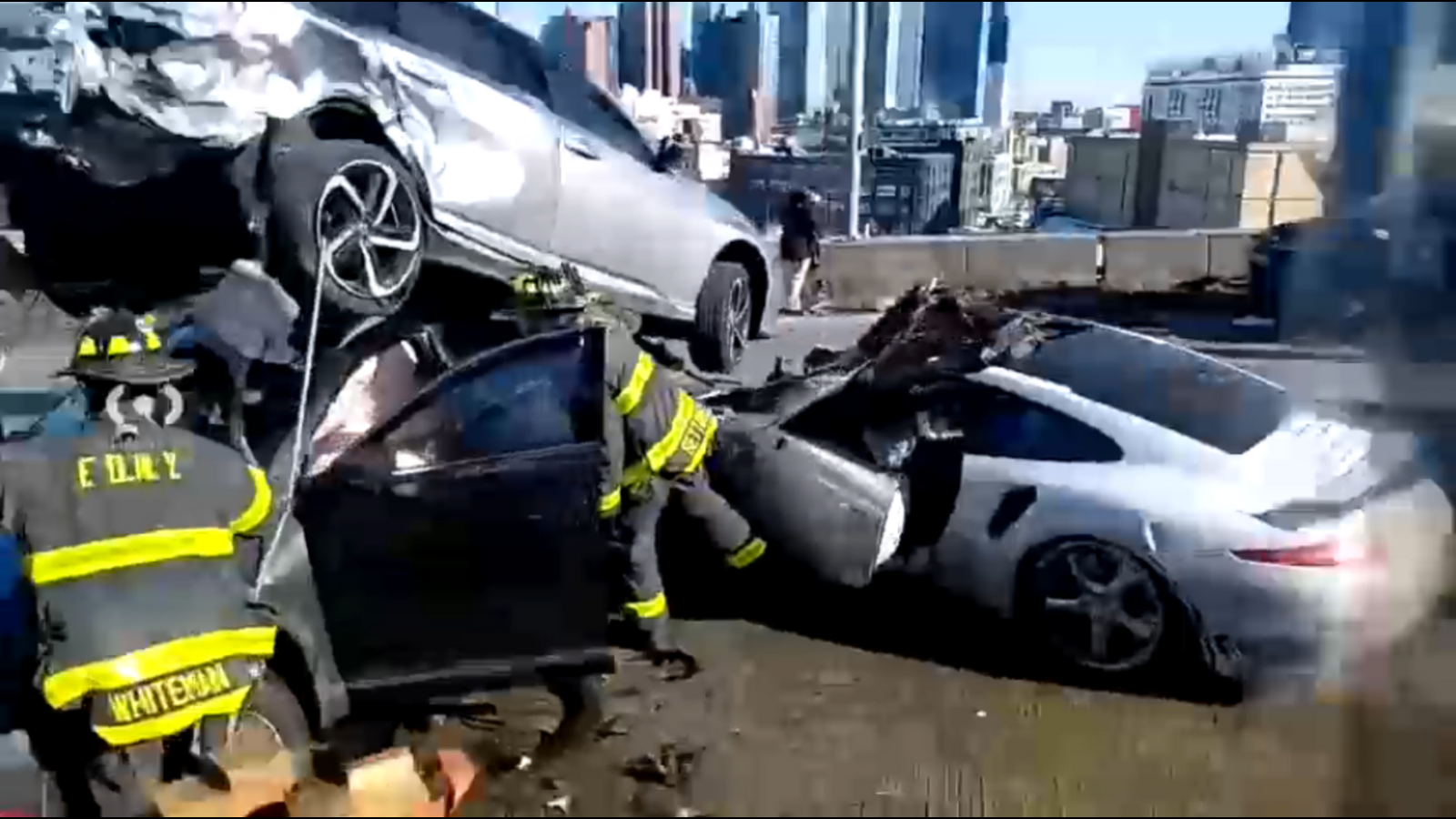 Cars piled up in multiple-vehicle crash on Long Island Expressway in Long Island City; 4 people hurt