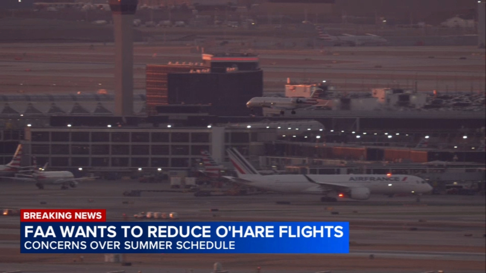 FAA to ask airlines to reduce flights at Chicago's O'Hare airport this summer