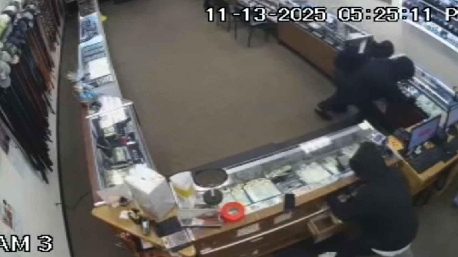 EXCLUSIVE VIDEO: Suspect orders victim to drive him to attempted Madera jewelry store robbery