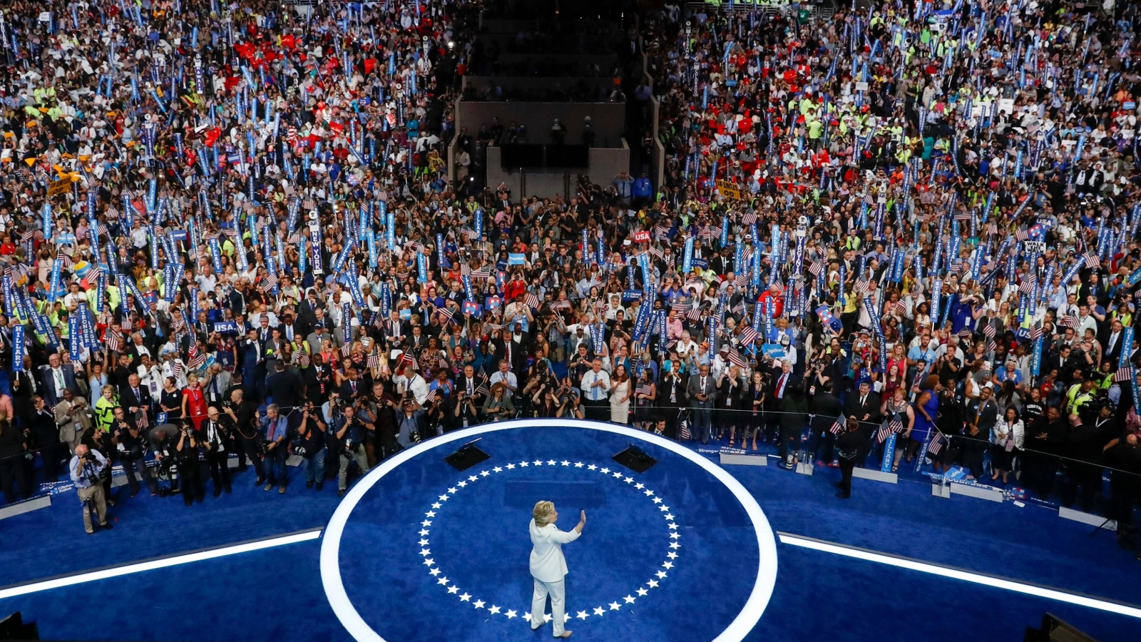 Philadelphia among frontrunners to host 2028 DNC