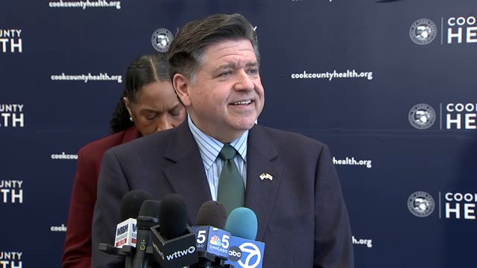 Pritzker Denies Epstein Plane Travel After Clinton Recants