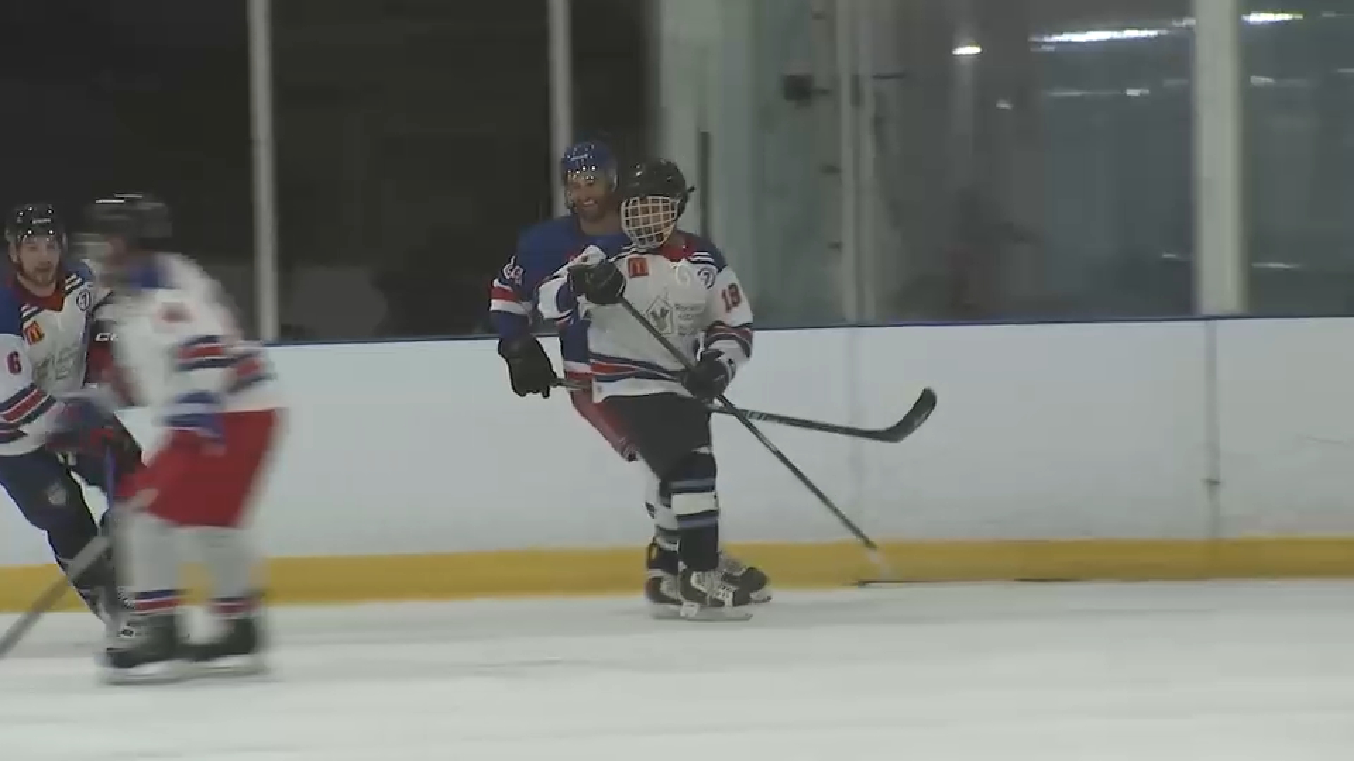 Ronald McDonald House hosts annual Skate With the Greats charity game