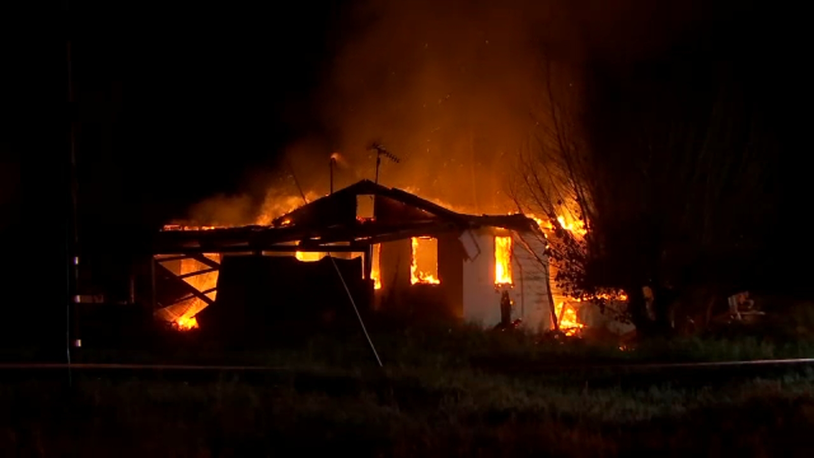 Home destroyed by fire in Fresno County, officials say