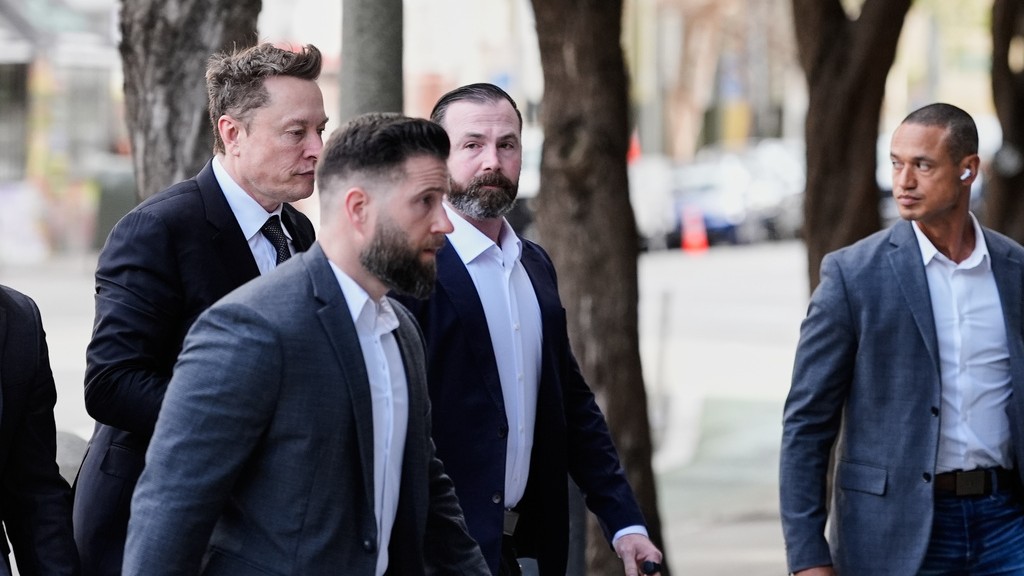Musk takes stand in SF trial for alleged false statements on Twitter that drove down stock price