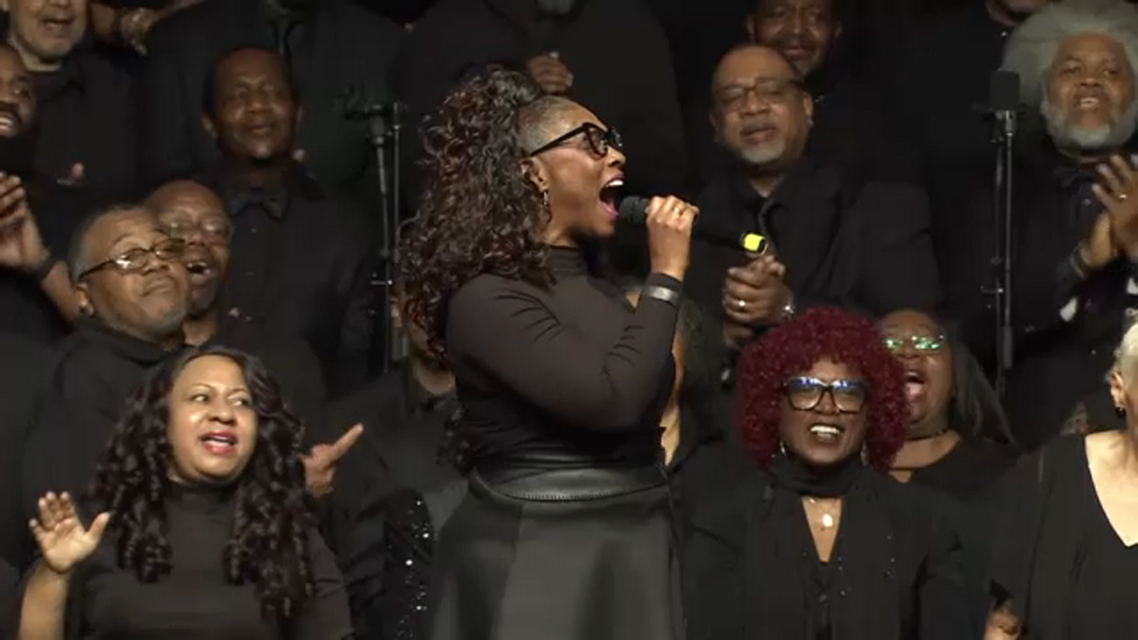 Services begin with choir rendition of 'Jesus Can Work It Out' - ABC7 ...