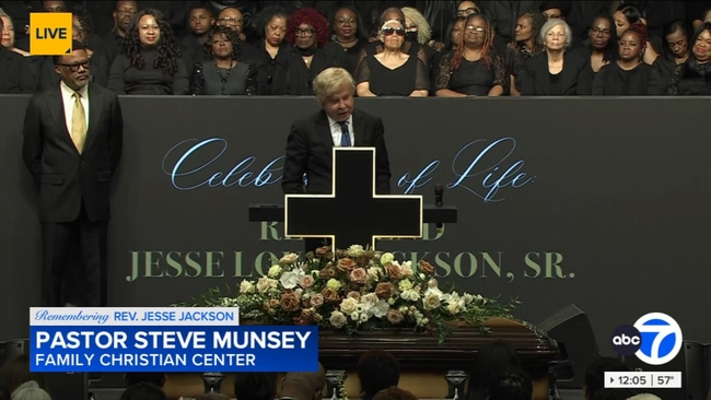 Gov. Pritzker honors Rev. Jackson's dedication to bring justice - ABC7 ...