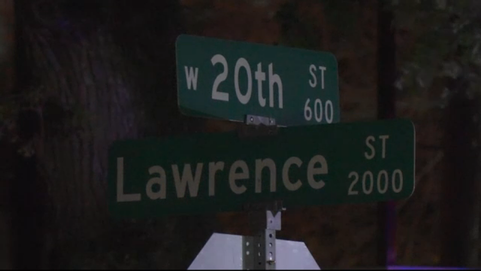 Woman shot and killed in Houston Heights, person in custody after hours long standoff, HPD says