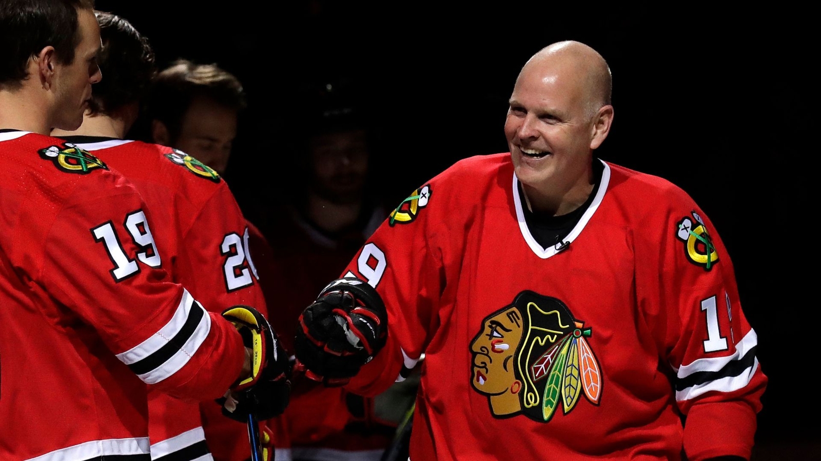 Former Chicago Blackhawks player, beloved broadcaster Troy Murray dies