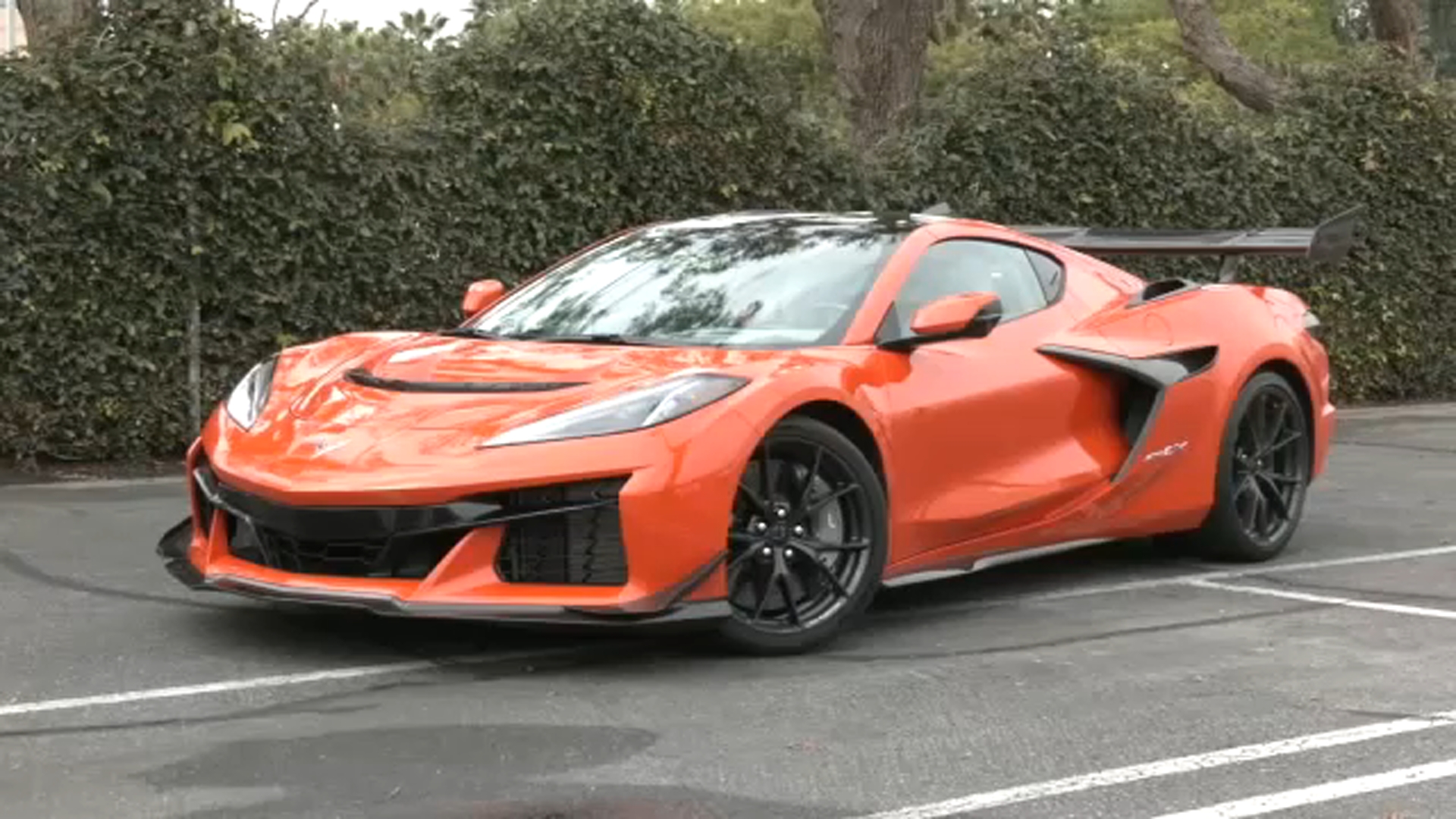 Chevrolet introduces 'electrified hypercar' Corvette: the ZR1X with 1250 street-legal horsepower