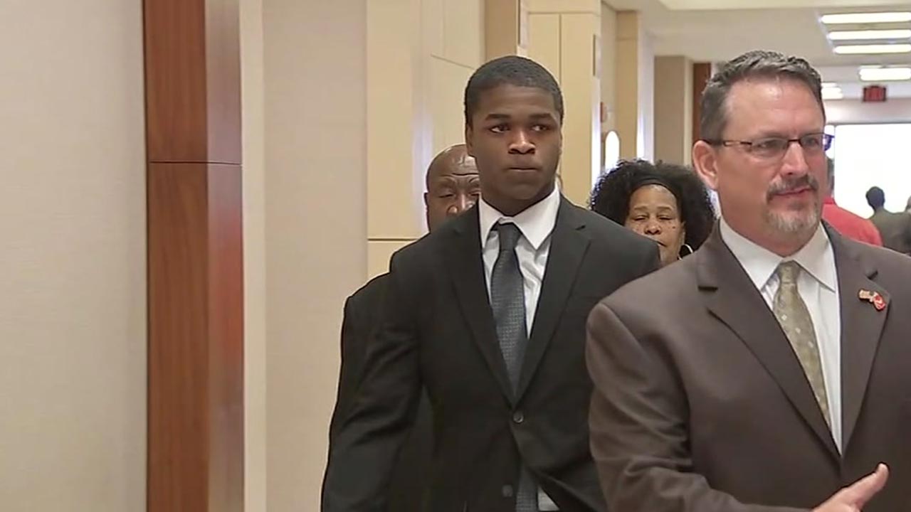Teen accused of parents' murders gets bond conditions
