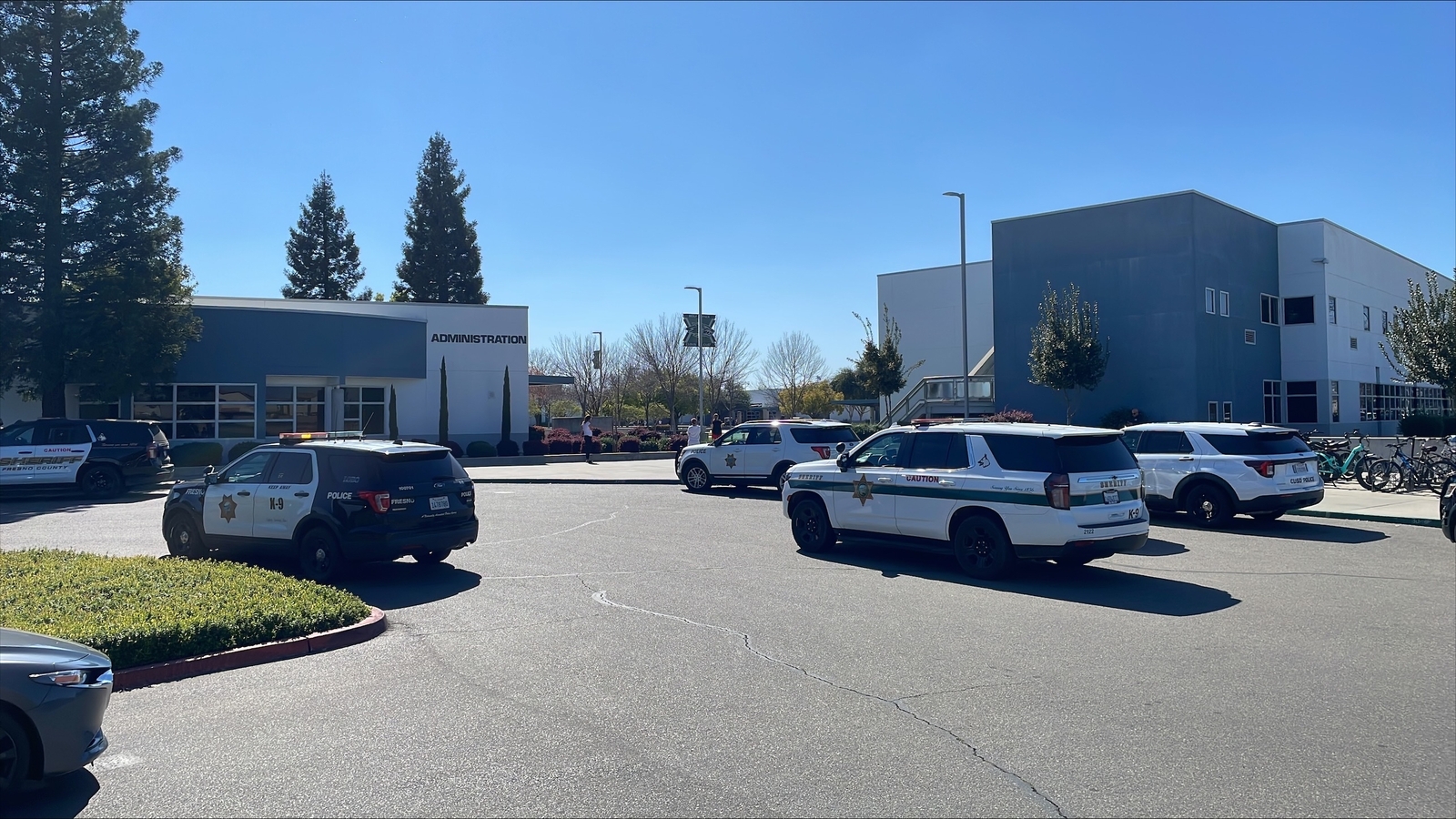 Students released after hoax call locked down 3 Clovis schools