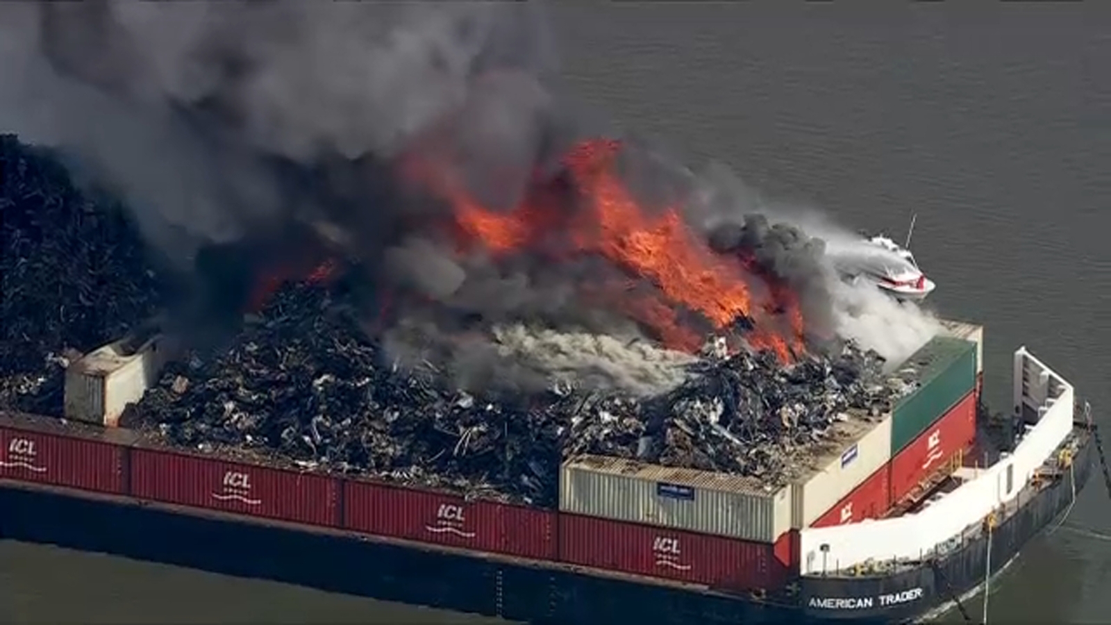 Massive fire erupts on scrap metal barge on Delaware River | Chopper 6 live