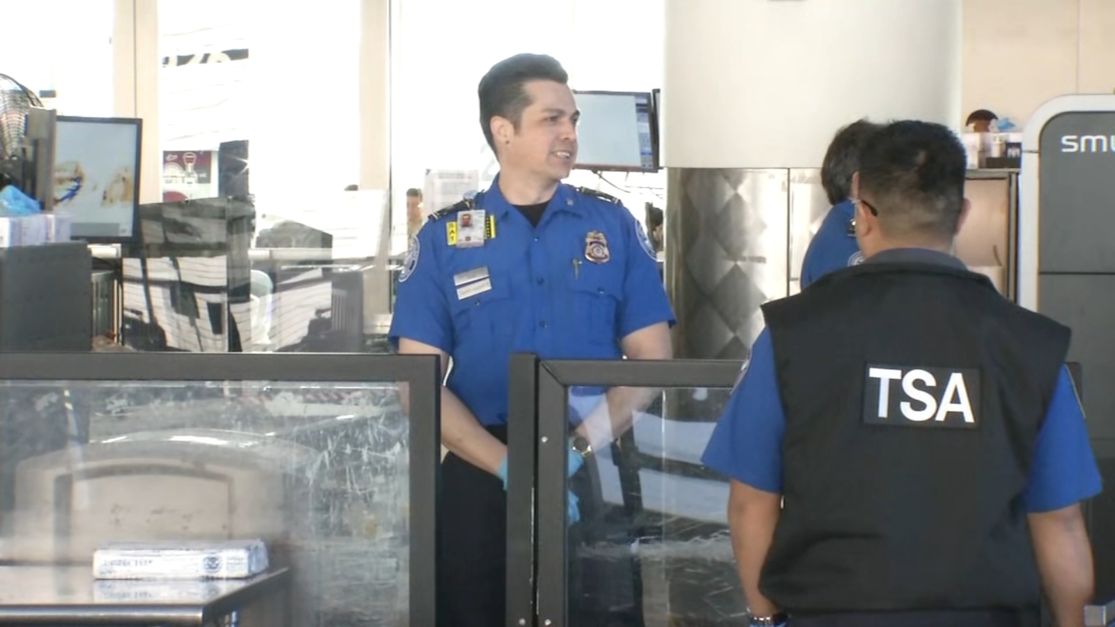 Privatize TSA? Why SFO is the 'poster child' for debate amid partial government shutdown