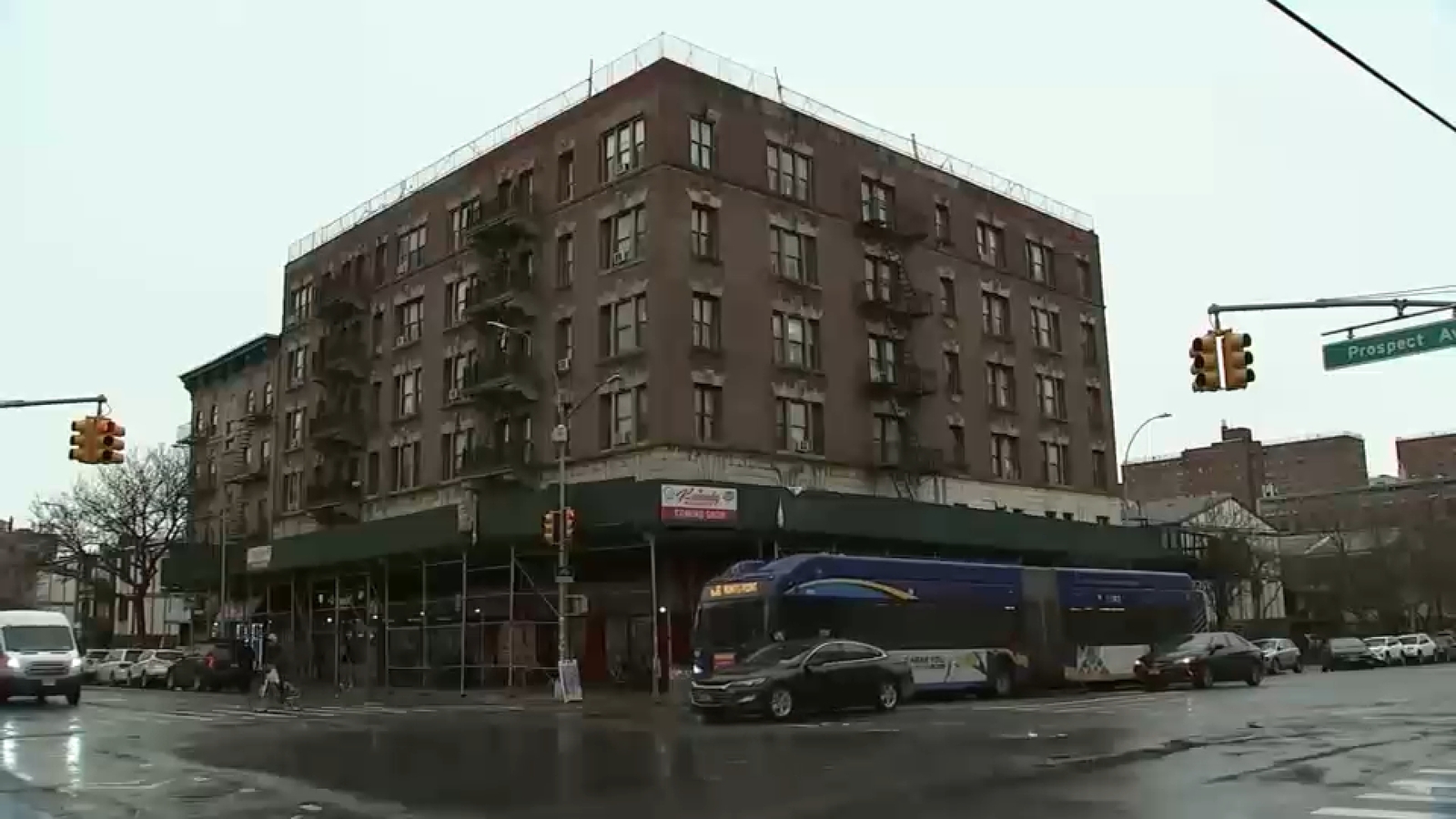 Mamdani administration landmark landlord injunction requires Bronx man to make apartment building livable - ABC7 New York