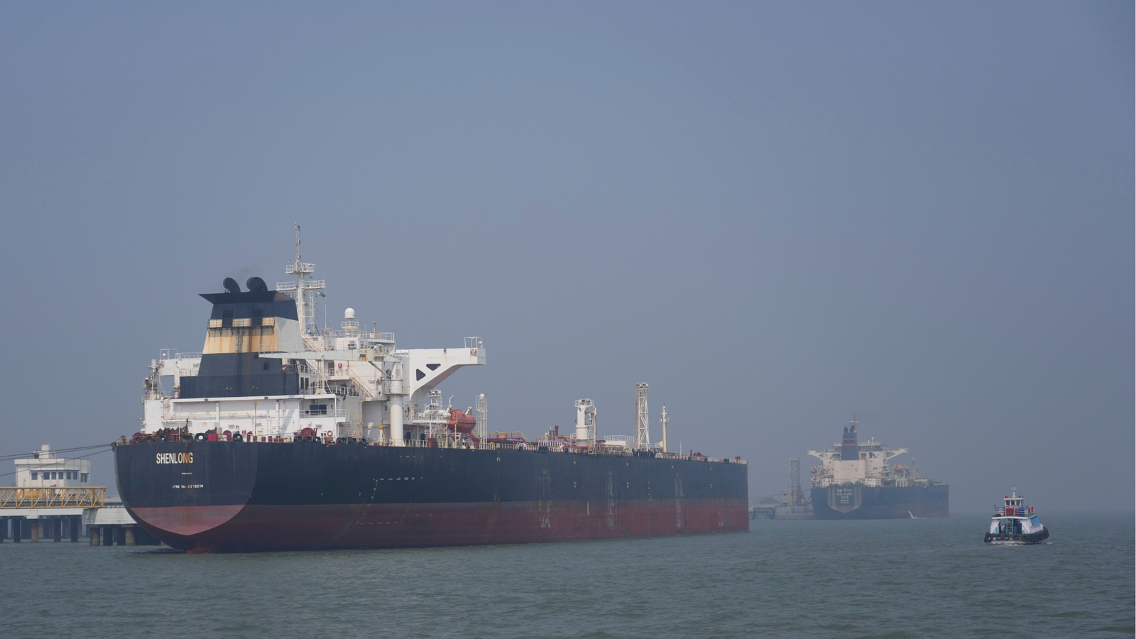 A US Navy escort in the Strait of Hormuz?