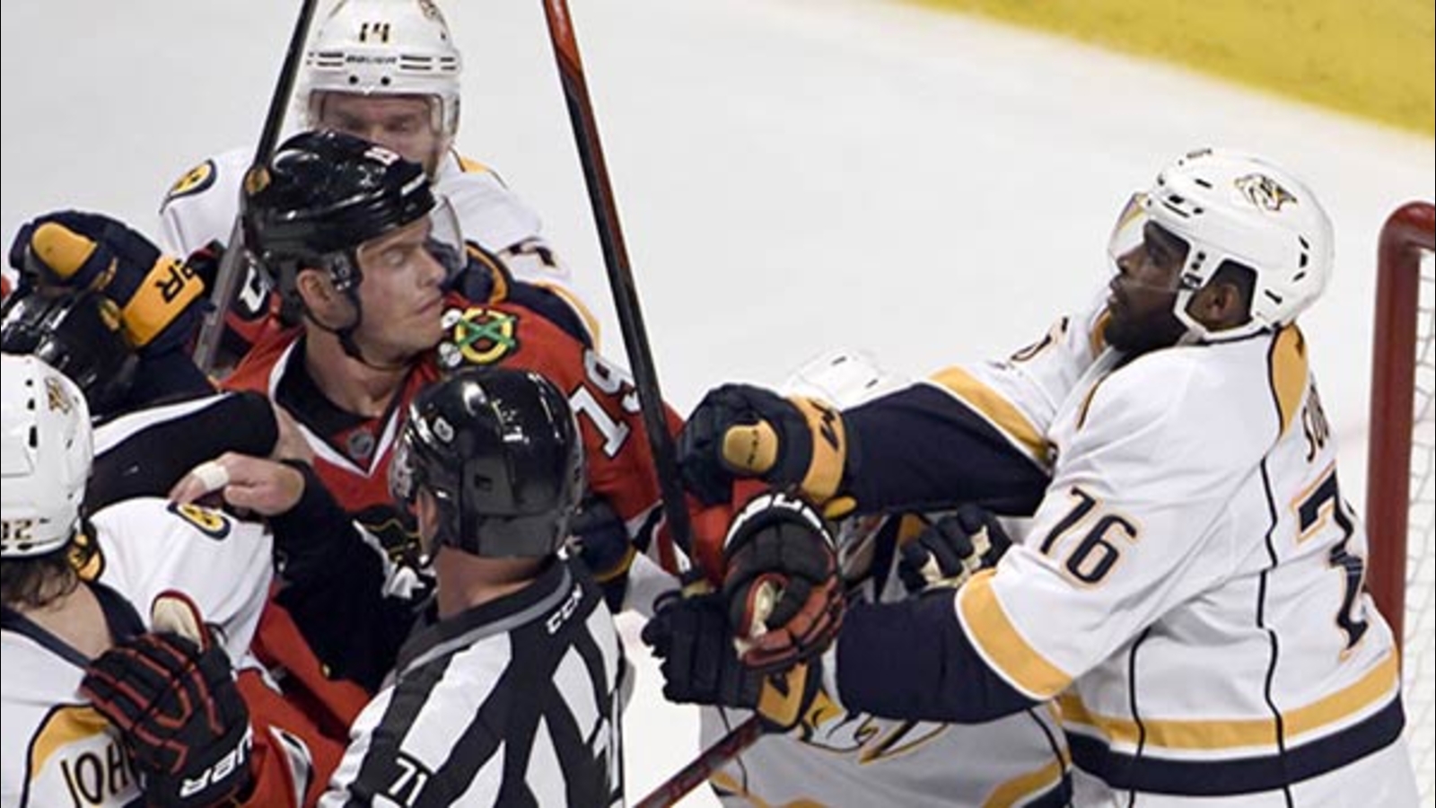 Predators beat Blackhawks 1-0 in Game 1 - ABC7 Chicago