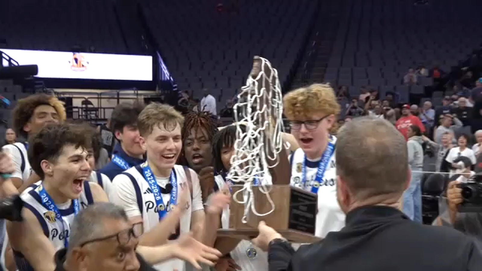 San Joaquin Memorial boys basketball squeaks by to win D-II state championship