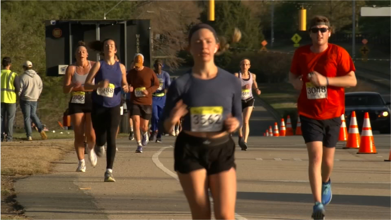 Over 4,000 runners take part in Tobacco Road Marathon, supporting local  charities