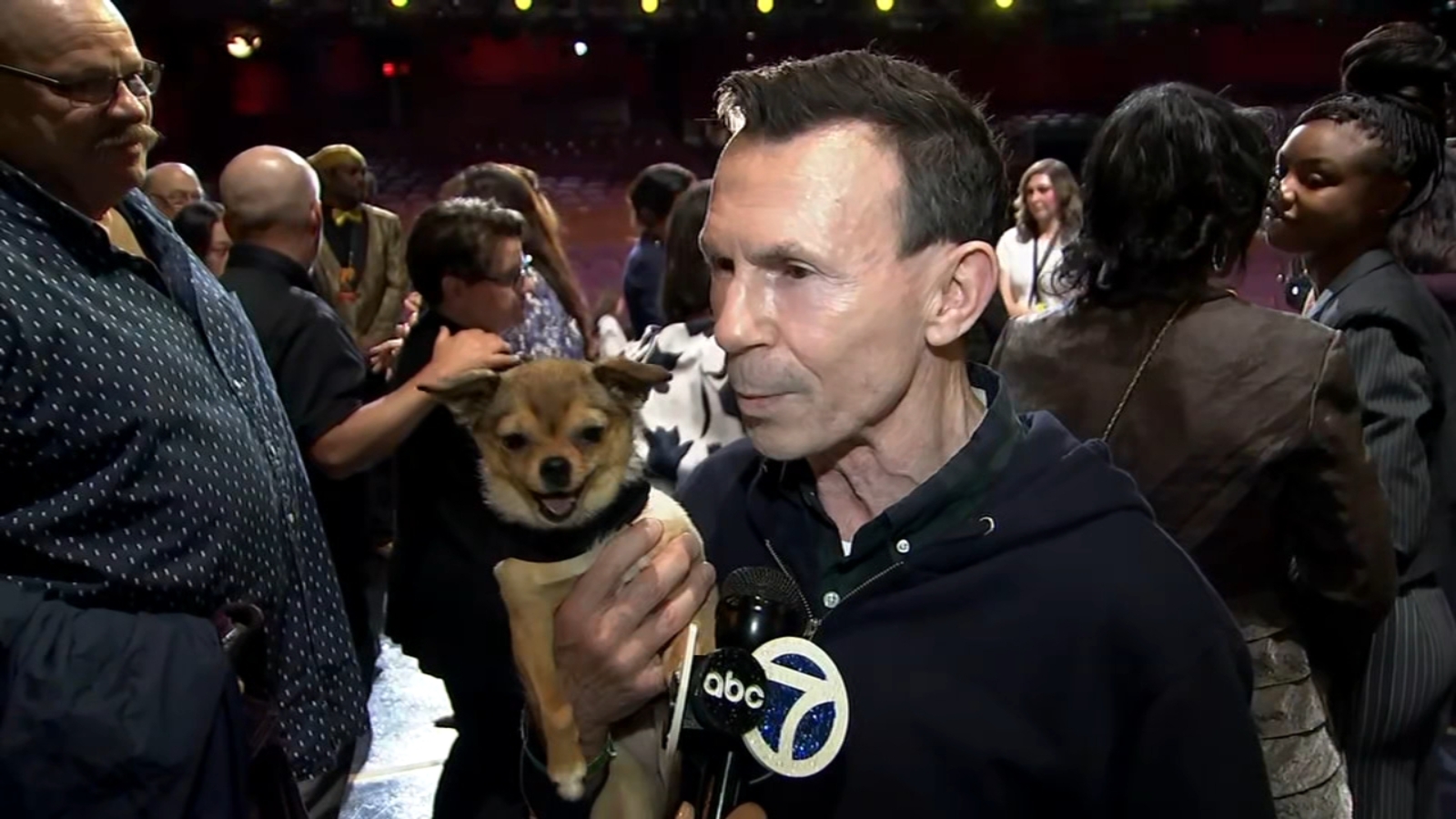 SF man wins ABC7 VIP trip to watch Live with Kelly and Mark's Oscar aftershow for 2nd time