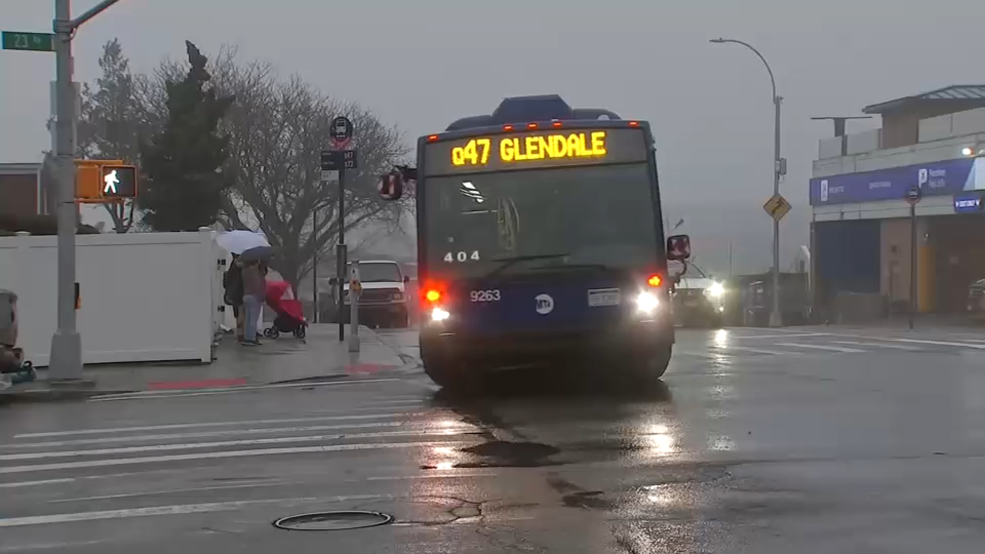 Woman stabbed in the hand, back at Queens bus stop