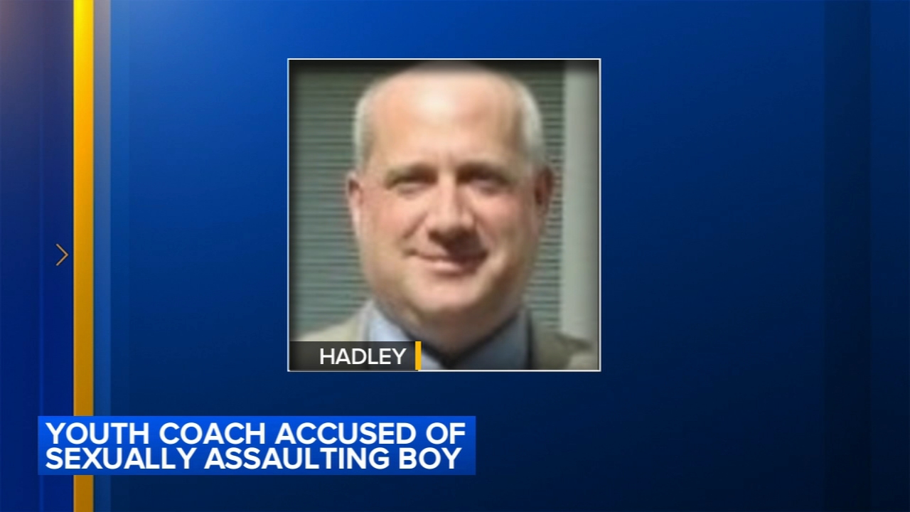 NJ college dean, former youth sports coach to remain in jail in child sex assault case