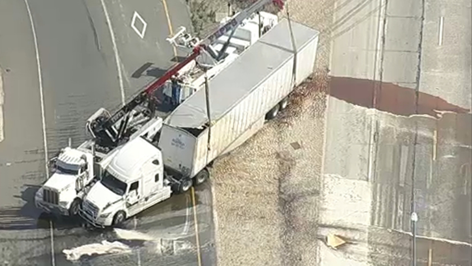 Sticky mess on 10 Freeway in Fontana causes major traffic delay after semi-truck full of syrup overturns Sticky mess on 10 Freeway in Fontana causes major traffic delay after semi-truck full of syrup overturns