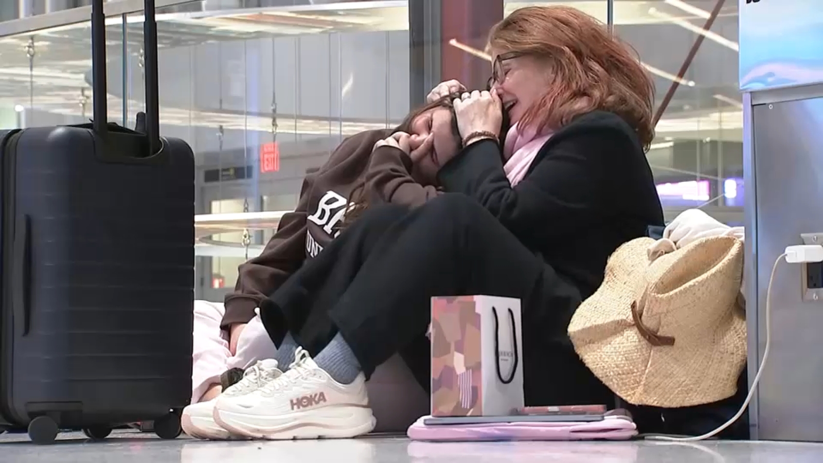 Weather woes compound travel nightmare at Tri-State airports amid partial government shutdown