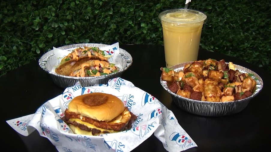 El Sazon R.D. features Dominican flavors and award-winning burger