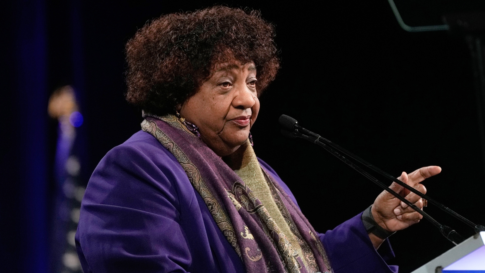 SF launches probe after video shows petition gatherers offering money for signatures