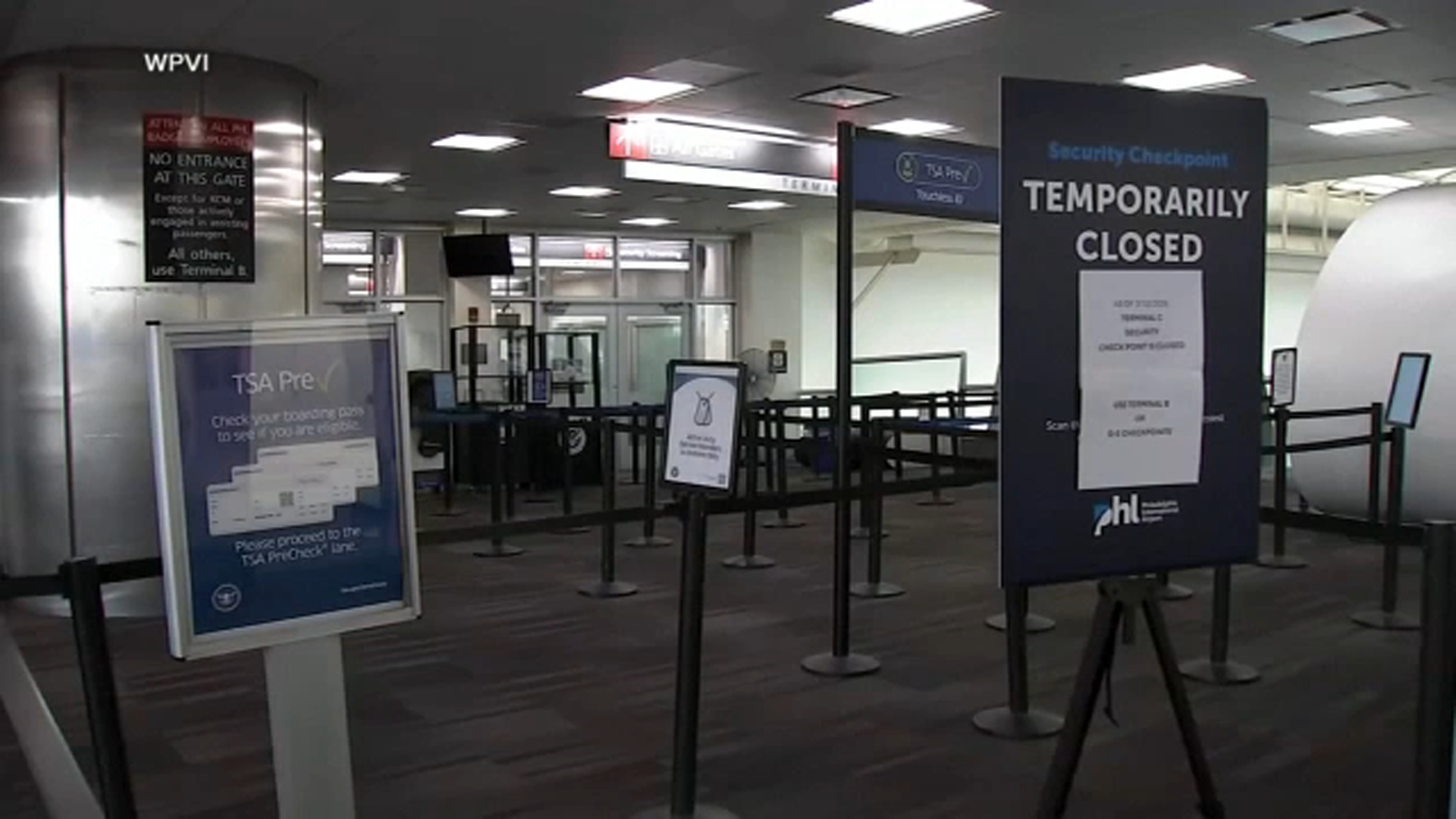 US airports scramble with TSA staffing shortages amid partial government shutdown