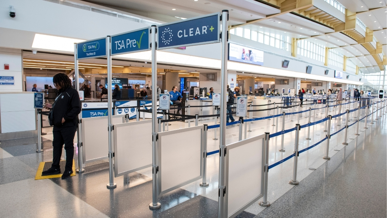 Jet fuel prices and airfares are rising. Travelers are still booking flights, US airlines say