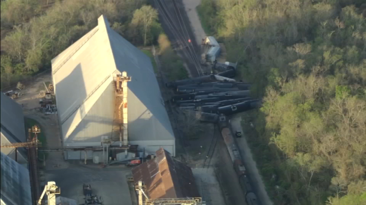 The derailment happened along Highway 90 near OakBend Hospital.