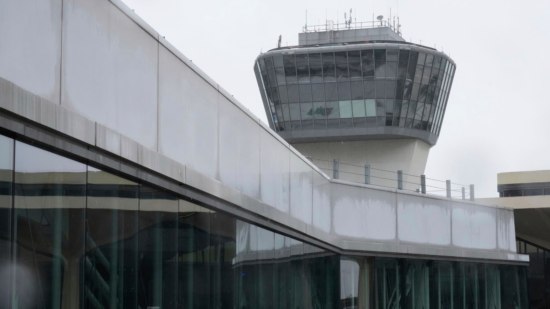 A control tower is seen at Newark Liberty International Airport in Newark, N.J., Monday, May 5, 2025.