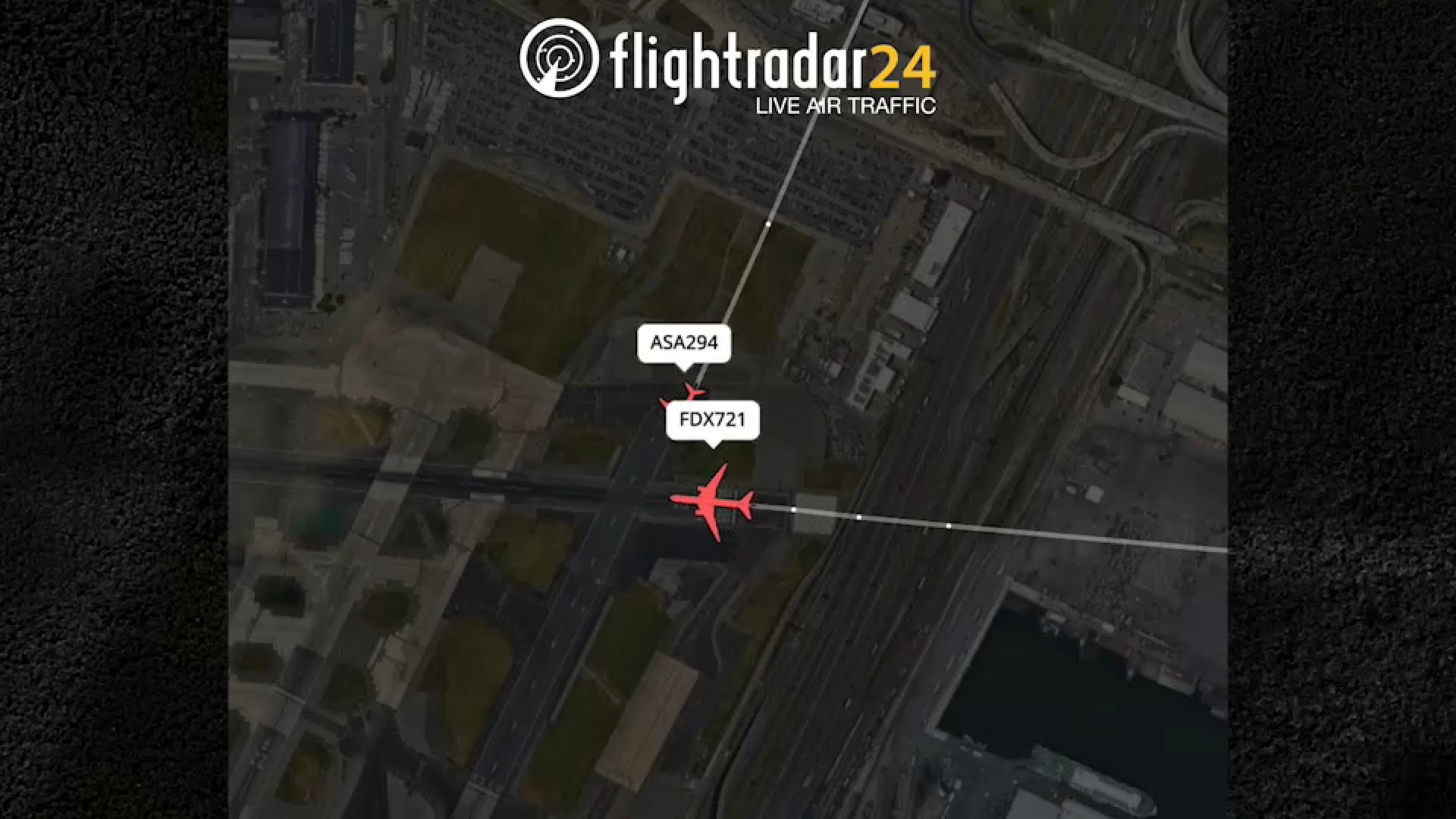 Alaska Airlines flight, FedEx cargo plane nearly collide at Newark airport: radar data